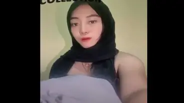 Cewek 18+ Jilbab Cantik Vcs Colmek Sambil Pake Kerudung
